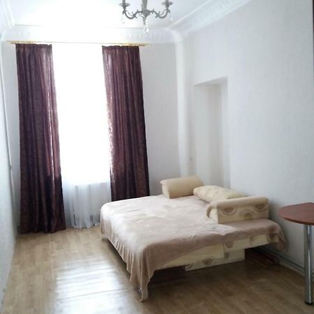 Двухместных Номер Р-Н Ж-Д Вокзала Odessa Exterior foto